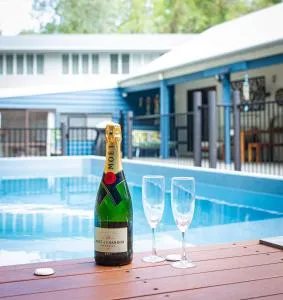 Villa Sorrento, a house on 4 Mile Beach in Port Douglas - Cape Tribulation