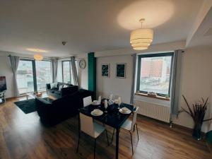 2br Mountain View City Centre