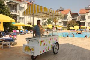 Sunlight Garden Hotel