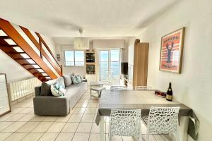 Appartements Feet in the water breathtaking 180 sea view! : photos des chambres