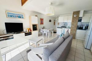 Appartements Feet in the water breathtaking 180 sea view! : photos des chambres