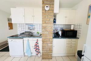 Appartements Feet in the water breathtaking 180 sea view! : photos des chambres