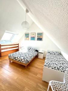 Appartements Feet in the water breathtaking 180 sea view! : photos des chambres