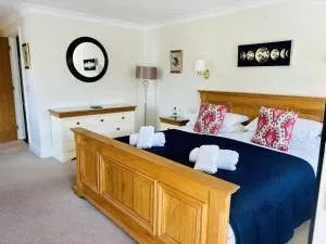 The Boatside Inn - Quilters - Super King Ensuite - Newbrough