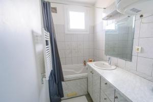 Appartements T4 Spacieux , Decouvrez le calme du Petit Charran : photos des chambres