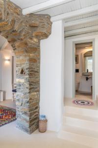 Giagermos House