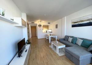 2-bedroom brand new apartment steps from the beach