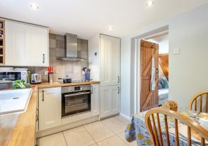 White Rose Cottage