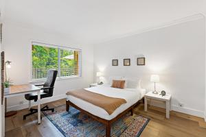 Beach Apt with Waterview in Las Olas Blvd