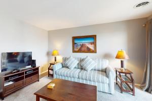 Rehoboth Beach -- The Crest #303