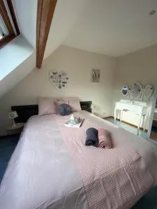 Chambre dans Maison proche Paris-Disneyland - 布里孔特罗贝尔