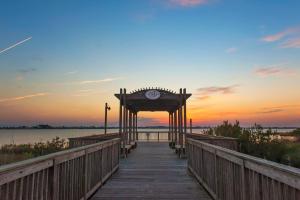 Bayside Resort --- 38047 Boxwood Terrace #101