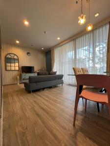 Wong Amat Luxury Condo--Private Beach
