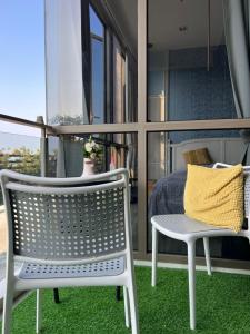 Wong Amat Luxury Condo--Private Beach