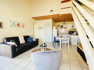 Maisons de vacances Maison mitoyenne au calme quartier de la Marcelliere : photos des chambres