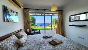 Boutique seafront apartment - Ayios Amvrosios