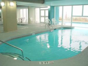 *OceanFRONT @ Paradise*Queen Beds*Pools Galore*R18