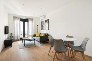 apartamento en la avenida de la albufera ALQUILER TEMPORAL - 4-Sterne-Hotels in Madrid
