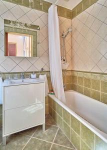 Pearl of Windsor Park