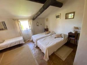Villas Bastide provencale pour 8 personnes avec Piscine en plein vignoble : photos des chambres