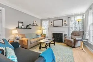 Highland Hideaway - Mendota Heights