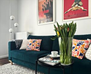 oompH Urban Oasis 1BR Escape