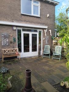 complete woning met zonnige achtertuin