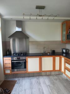 complete woning met zonnige achtertuin