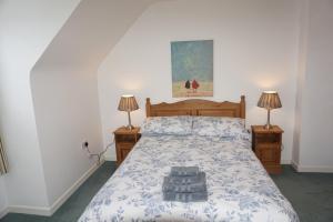 18 BallybHoliday Cottages