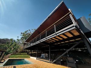 Casa Pelícano - Tropical house w private pool and ocean views