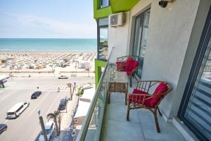 BREEZE ApartHotel Pool & Spa Mamaia Nord