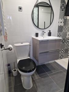 Maisonnette à 200m de la plage avec parking gratuit et terrasse