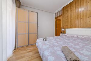 Апартаменты целиком, отличная студия, в 3 мин от пляжа 230 м,Торревьеха в 3 мин от пляжа 230 м, Торревьеха