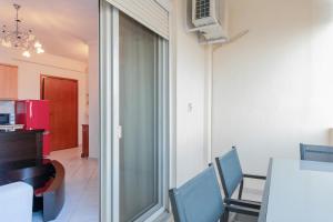 Theophile Apartment