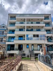 Apartament la 2 minute de mare