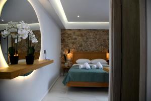 Authentic Plaka Home