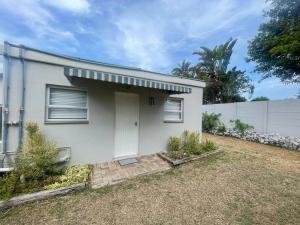 Lovely, quite flat near beach,41Jenvey