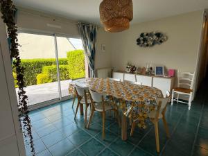 Maisons de vacances L'olivier du Cabellou, a 900 m des plages : photos des chambres