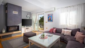 Penthouse Apartment Villa Danijela with Jacuzzi