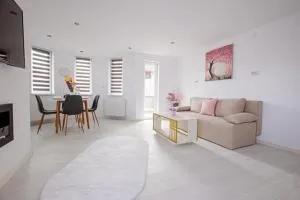 WhiteBoxApartment - Zhablyano