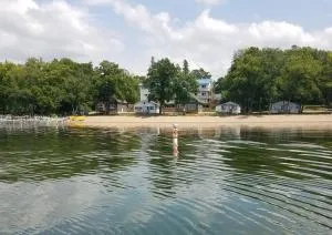 Viking Bay Resort and Lodge - Ottertail