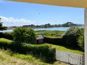 Maisons de vacances Kelerdutbay, acces direct a la mer : photos des chambres