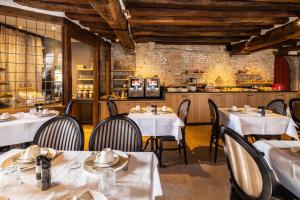 Canal View Hotel Ter Brughe by CW Hotel Collection