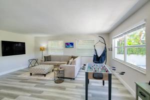 Dog friendly condo with beach access, hot tub, firepit