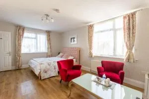 Katolondonhaus - Hackbridge