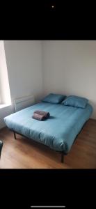 Studio avec WC et SDB privés dans Grande maison à côté du campus Artem - Thermal et Parc des Expos