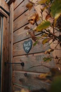Sea View Pod Close to Mountains Snowdonia
