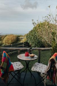 Sea View Pod Close to Mountains Snowdonia