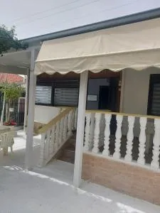 Seaside Gate House - Ofrínion