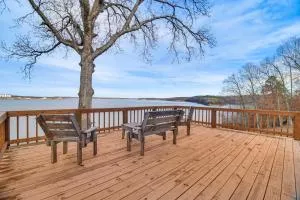 Grand Lake Views Pet-Friendly Jay Getaway! - Eucha